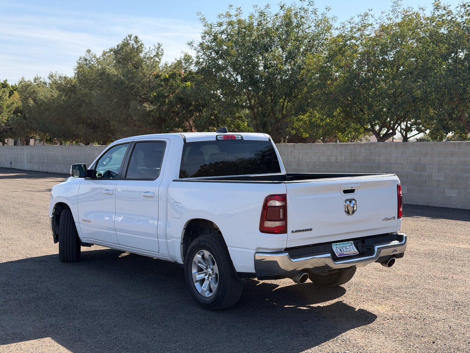 Used 2024 RAM 1500 Laramie AWD/4WD image 9