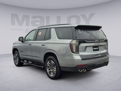 Used 2025 Chevrolet Tahoe Z71 w/ Comfort Package AWD/4WD image 3