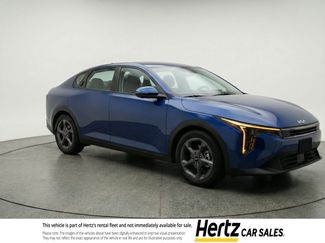 Used 2025 Kia K4 LXS video 1