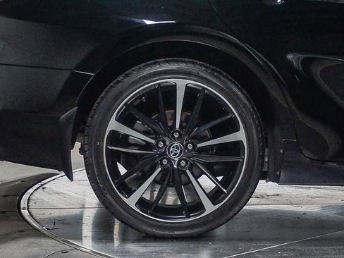 Certified 2022 Toyota Camry LE image 7