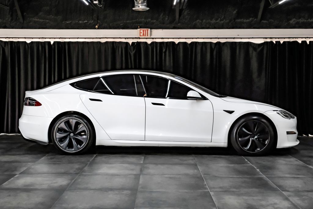 Used 2022 Tesla Model S AWD/4WD image 11