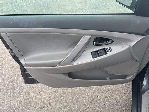 Used 2008 Toyota Camry Hybrid image 12