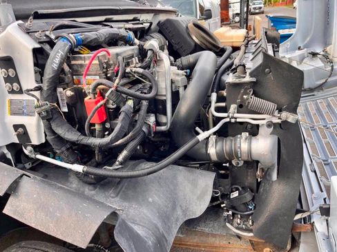 Used 2008 Chevrolet Kodiak C4500 2WD Regular Cab image 22