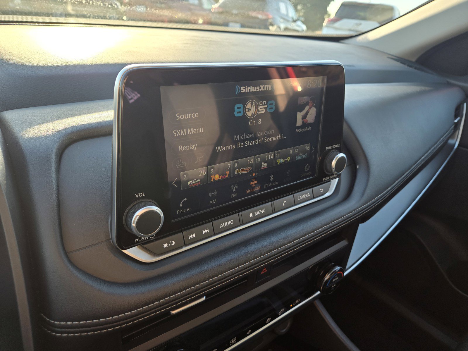 Certified 2025 Nissan Rogue SV AWD/4WD image 14