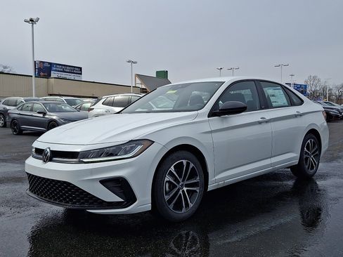 New 2026 Volkswagen Jetta Sport FWD image 2