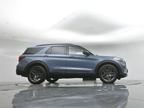 Certified 2025 Ford Explorer ST w/ Sun And Sound Package AWD/4WD image 53
