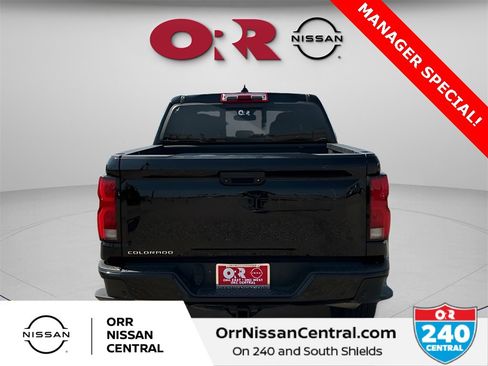 Used 2023 Chevrolet Colorado Z71 w/ Z71 Convenience Package 2 image 6