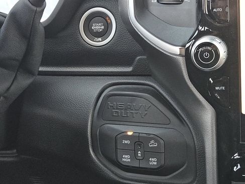 New 2026 RAM 2500 Lone Star AWD/4WD image 15