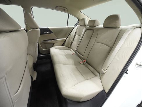 Used 2017 Honda Accord LX image 13