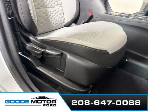 Used 2020 Chevrolet Equinox LS w/ LS Convenience Package FWD image 24