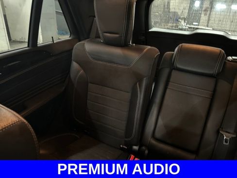 Used 2014 Mercedes-Benz ML 550 4MATIC image 11