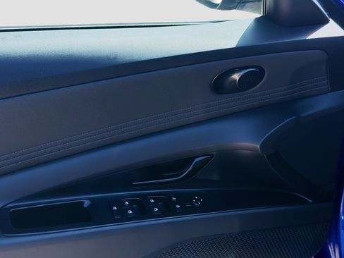 Certified 2025 Hyundai Elantra Sport FWD image 14