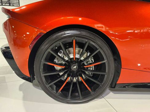 Used 2020 McLaren GT image 50