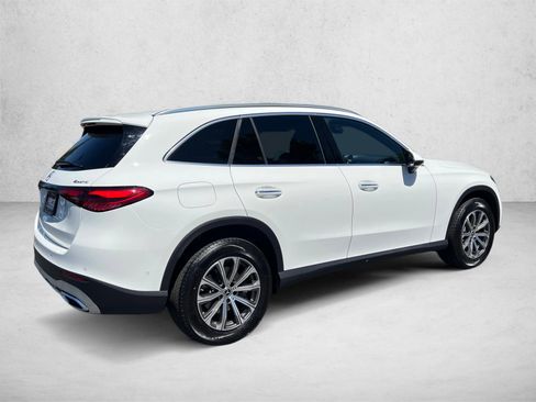 Certified 2026 Mercedes-Benz GLC 300 4MATIC image 5