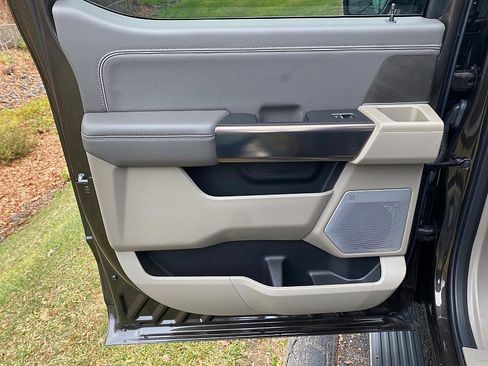 Used 2024 Ford F150 Platinum w/ Equipment Group 703A Plus image 39