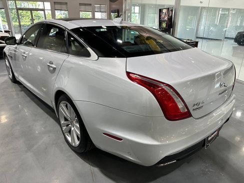 Used 2016 Jaguar XJ L Portfolio AWD/4WD image 27