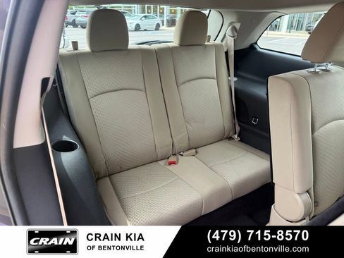 Used 2015 Dodge Journey American Value Package w/ Flexible Seating Group FWD image 31