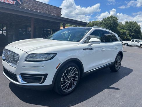 Used 2020 Lincoln Nautilus Reserve FWD image 4