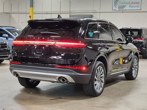 Used 2023 Lincoln Corsair Reserve image 8