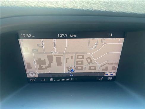 Used 2018 Volvo V60 T5 Cross Country Platinum image 18