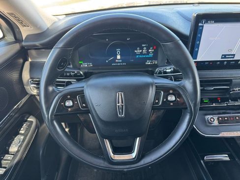 Used 2023 Lincoln Corsair Grand Touring image 14
