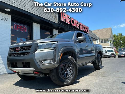Used 2026 Nissan Frontier PRO-4X AWD/4WD image 1
