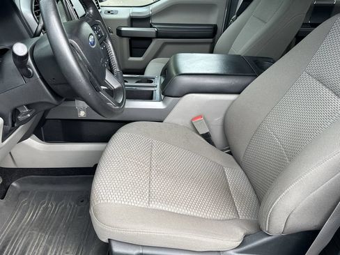 Used 2019 Ford F150 XLT w/ Equipment Group 302A Luxury AWD/4WD image 14