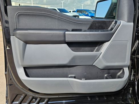 Used 2025 Ford F150 Lightning XLT image 12