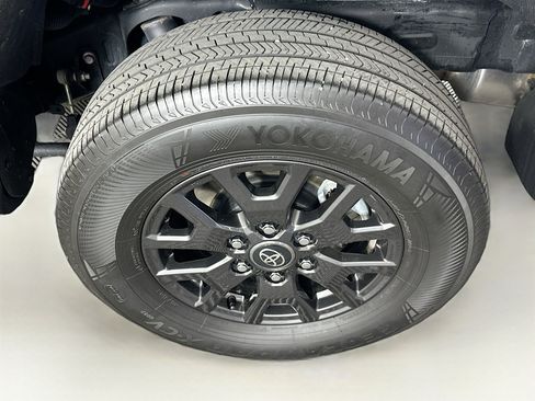 Used 2025 Toyota 4Runner SR5 image 11