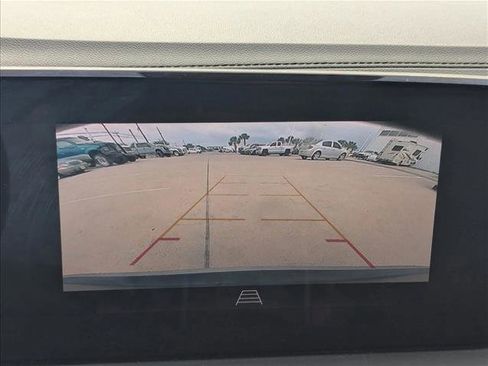 Used 2025 Buick Encore GX Preferred image 11