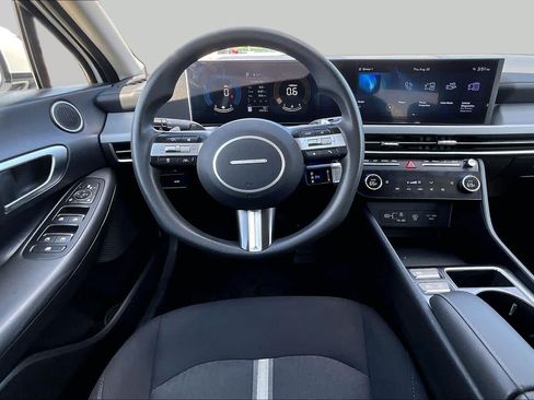 Used 2025 Hyundai Sonata SEL FWD image 6