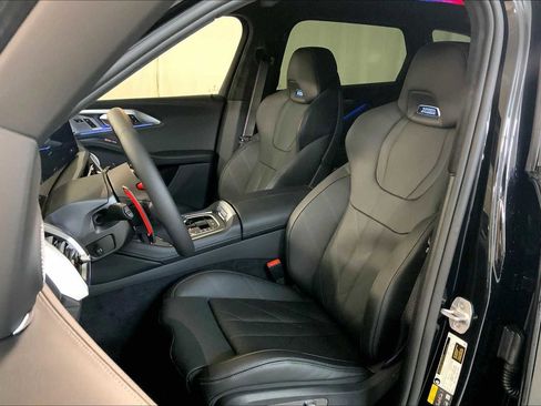 New 2026 BMW XM Label Red image 9