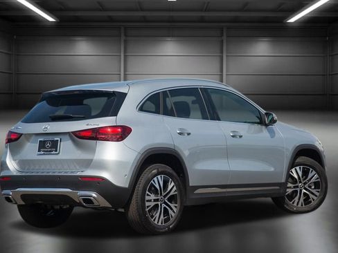 Certified 2025 Mercedes-Benz GLA 250 4MATIC image 11