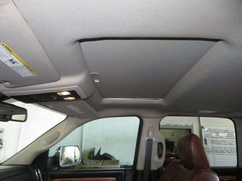Used 2016 RAM 2500 Longhorn w/ Convenience Group AWD/4WD image 26