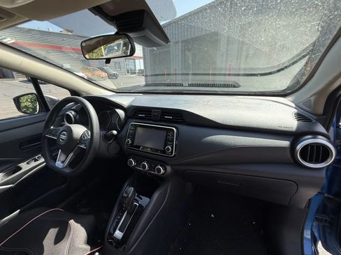 Used 2020 Nissan Versa S FWD image 12