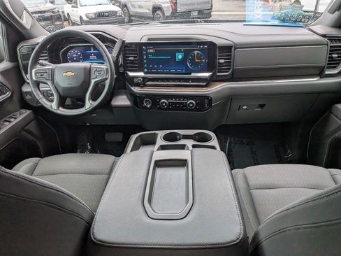 Used 2023 Chevrolet Silverado 1500 LT AWD/4WD image 26