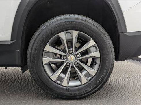 Used 2026 Chevrolet Equinox LT FWD image 31