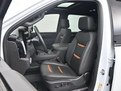 Used 2025 GMC Sierra 3500 AT4 AWD/4WD image 21