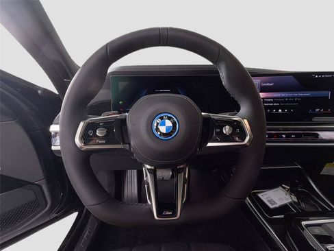 New 2026 BMW i7 xDrive60 w/ Executive Package AWD/4WD image 22