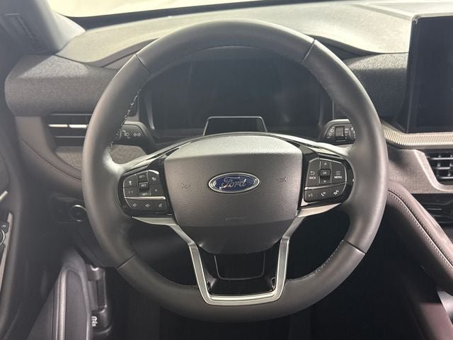 New 2026 Ford Explorer Platinum w/ LUX Leather Package AWD/4WD image 20