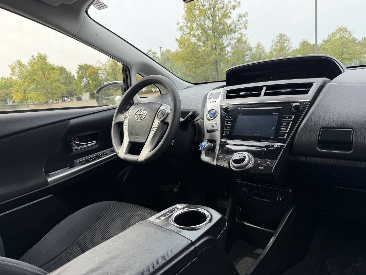 Used 2015 Toyota Prius V Three FWD image 17