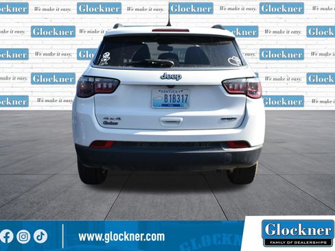 Used 2022 Jeep Compass Latitude AWD/4WD image 7
