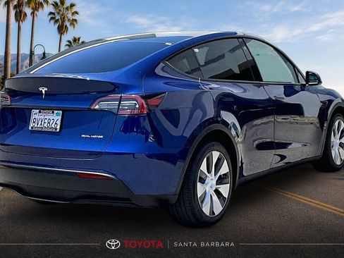 Used 2021 Tesla Model Y Long Range AWD/4WD image 5