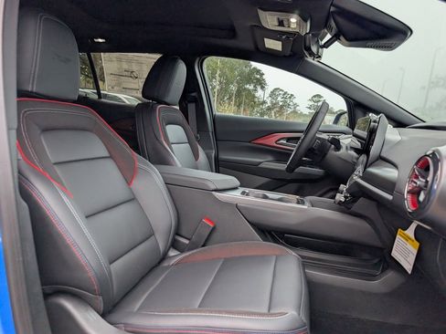 New 2026 Chevrolet Equinox EV RS image 13