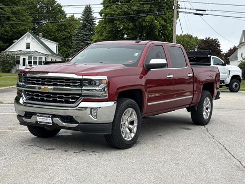 Used 2018 Chevrolet Silverado 1500 LTZ AWD/4WD image 2