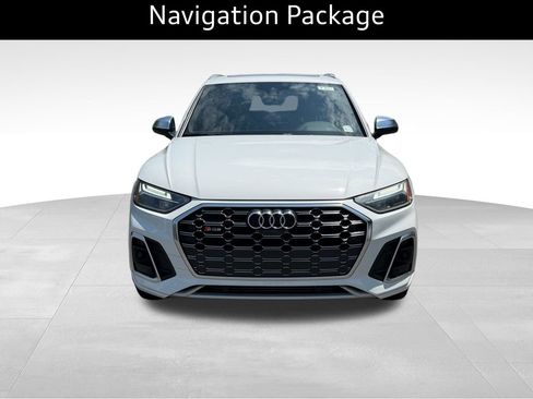 Used 2023 Audi SQ5 Premium Plus w/ Premium Plus Package AWD/4WD image 2