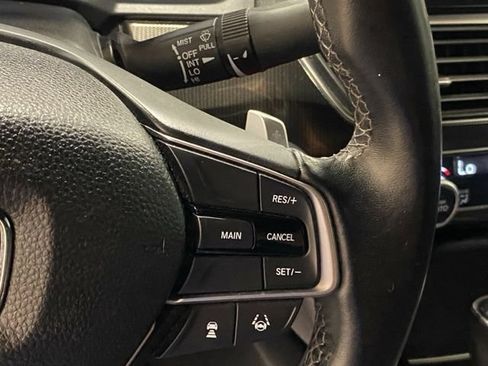 Used 2018 Honda Accord Sport image 34