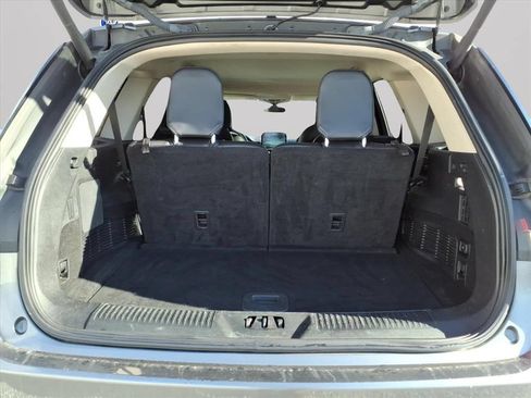 Used 2023 Lincoln Aviator AWD image 30