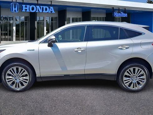 Used 2021 Toyota Venza XLE w/ Softex Package AWD/4WD image 5