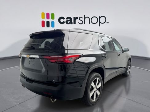 Used 2023 Chevrolet Traverse LT w/ LT Premium Package AWD/4WD image 5